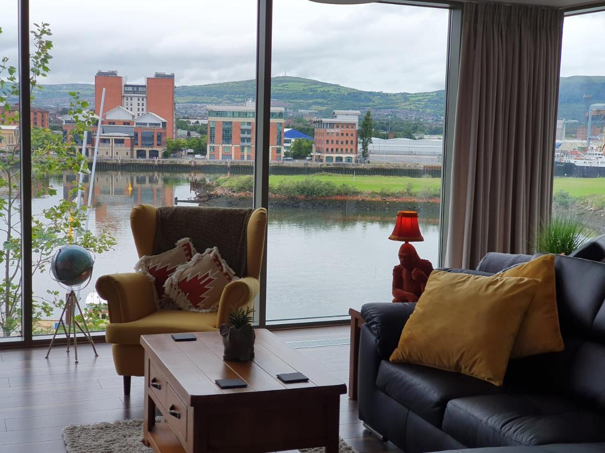 Luxury Apartment Marina Views At Titanic Quarter Belfast Exterior foto